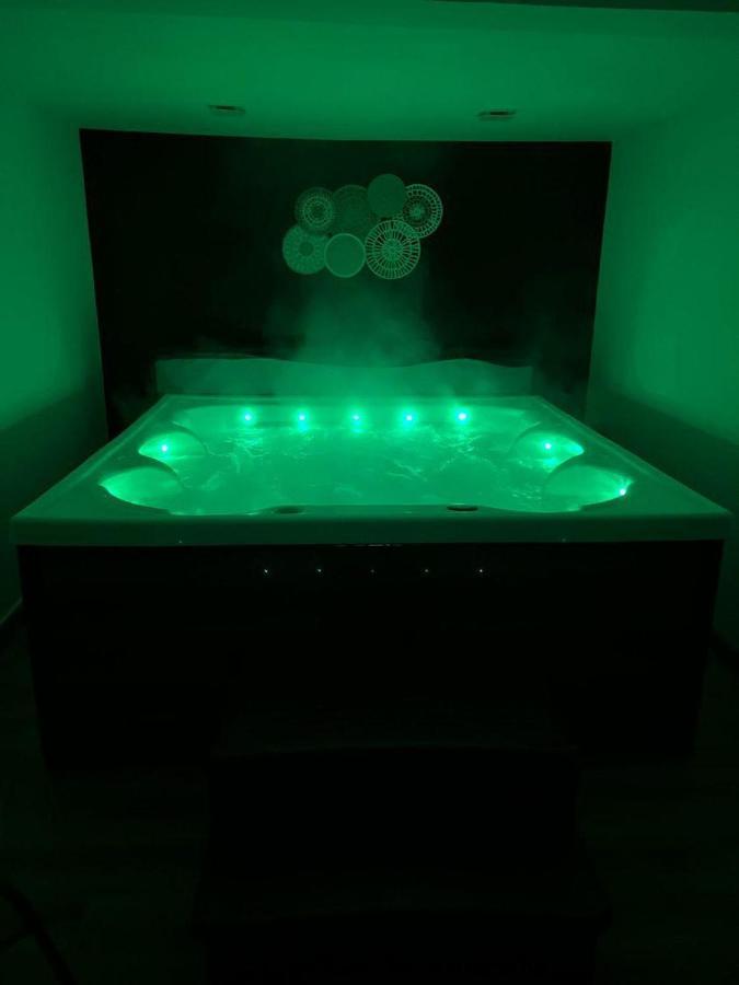 Roulotte La Boheme Est Son Spa En Baie De Somme Arrest Ngoại thất bức ảnh